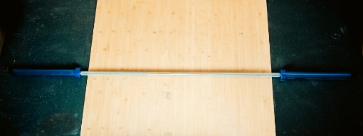 Bild von SILBERNE OLYMPISCHE STANGE 220CM MIT INDIGOFARBENEN ENDEN