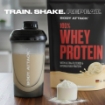 Bild von SHAKER SCHWARZ/ROT 600 ML BODY ATTACK